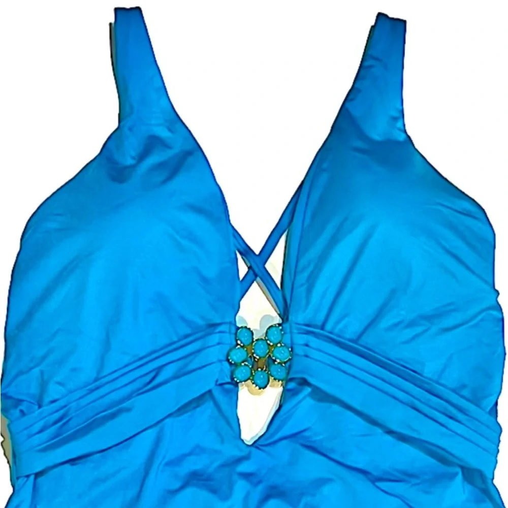 Trina Turk Monaco Solid Plunge One Piece - Picture 5 of 16